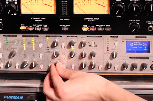 focusrite voicemaster pro ジャンク The Focusrite Platinum VoiceMaster Pro Review — INCANDESCENT